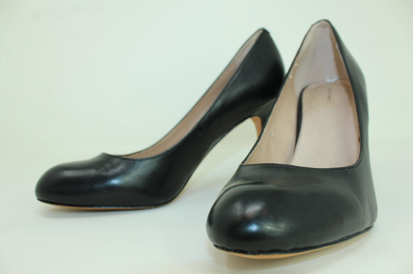 Women's Black Shoe - Size 9